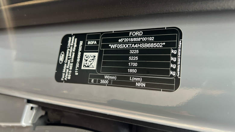 Ford Transit Custom 320 L2 Petrol Fwd 2.5 PHEV 232ps H1 Double Cab Van Limited Auto